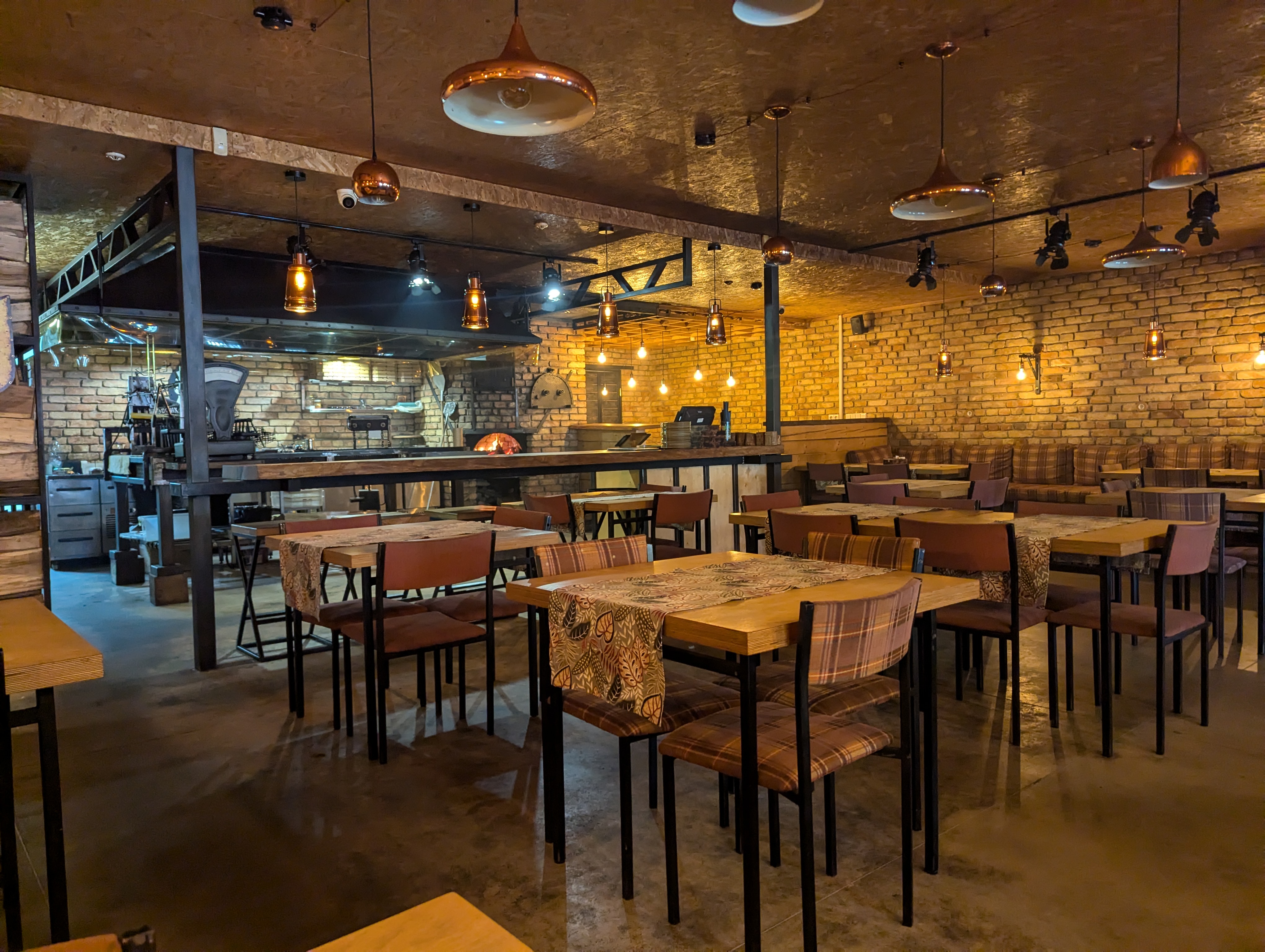 М'ясник Bread and Meat image 3