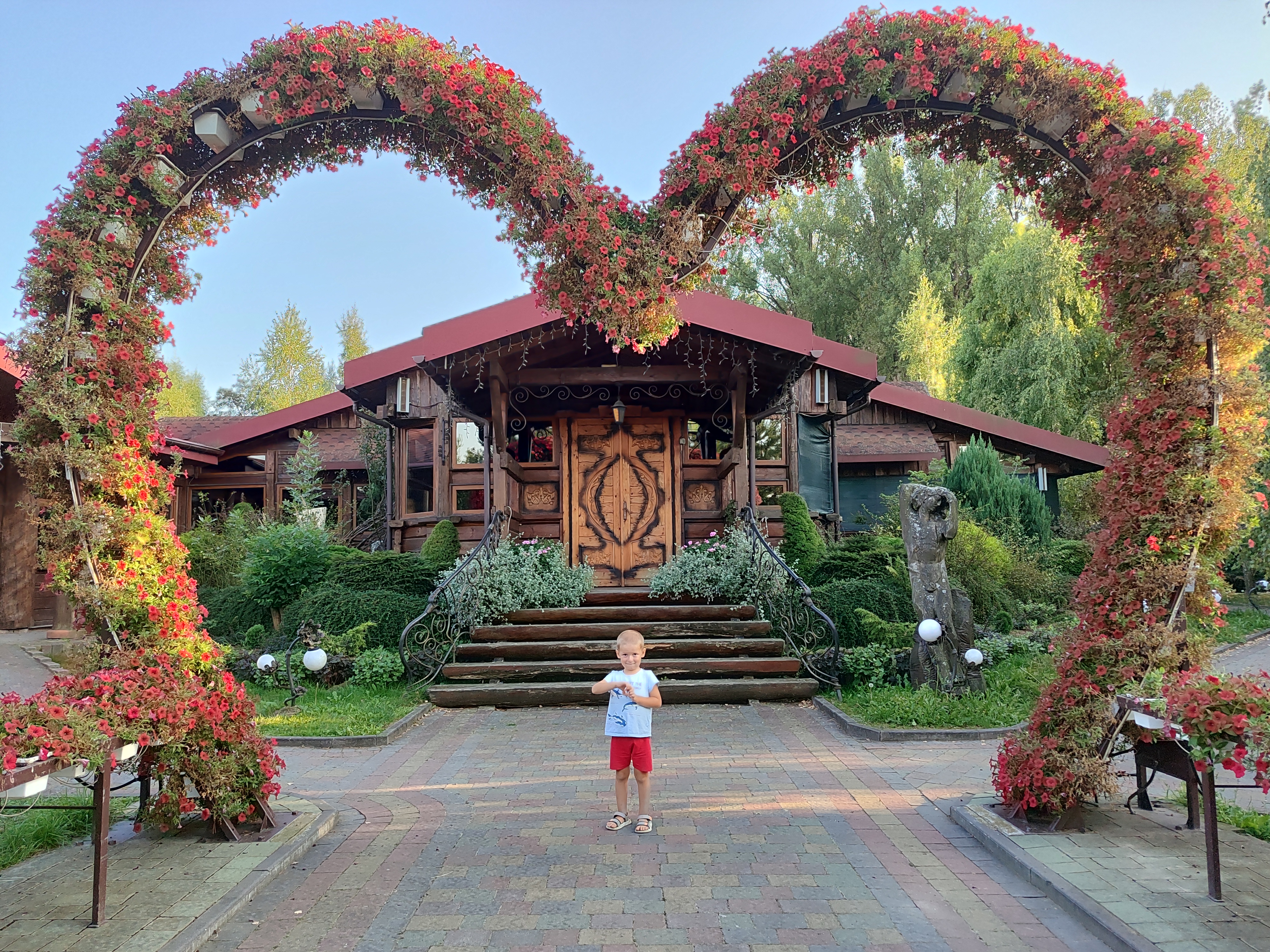 Entertainment complex Zalissia image 5