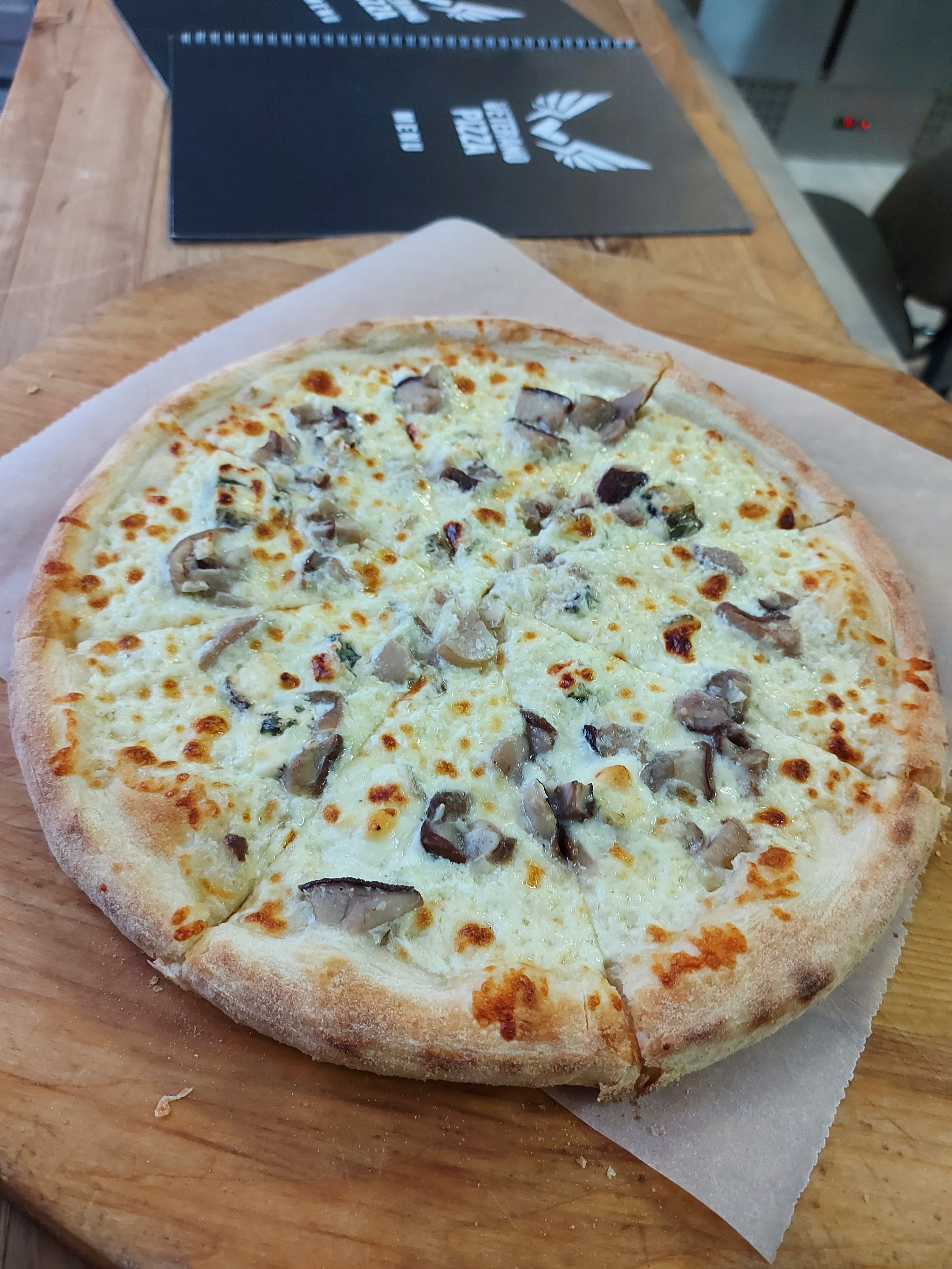 Veterano Pizza image 4