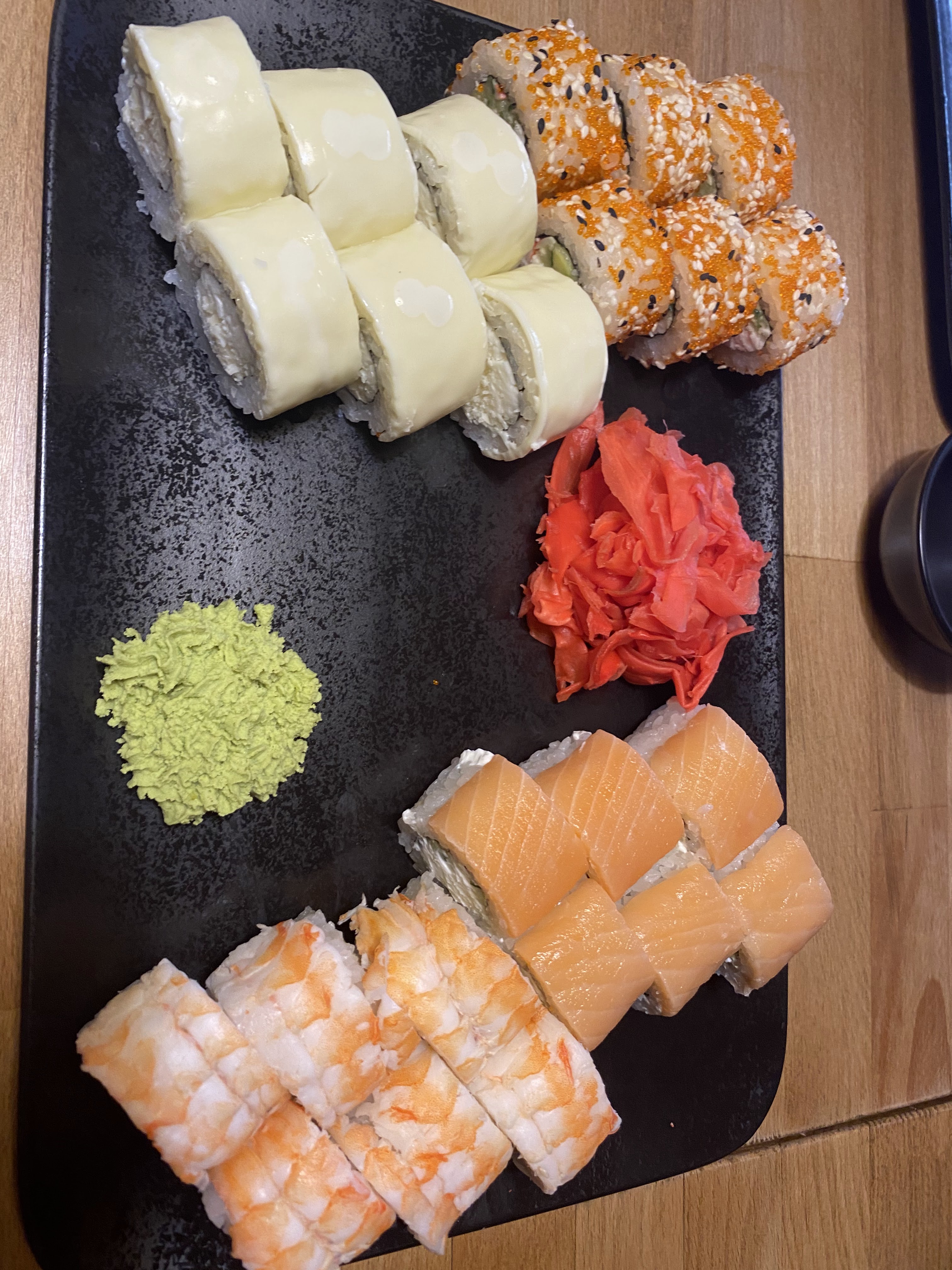 Sushi "Tita" image 6