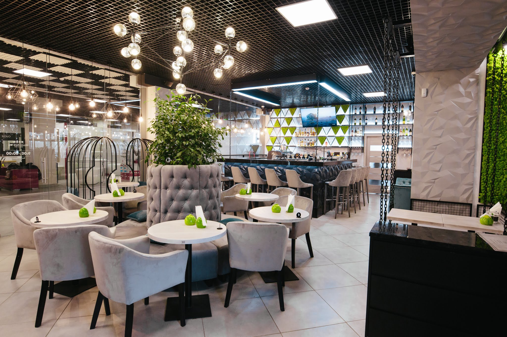 Fellini Piano Bar Grill&Wine image 1