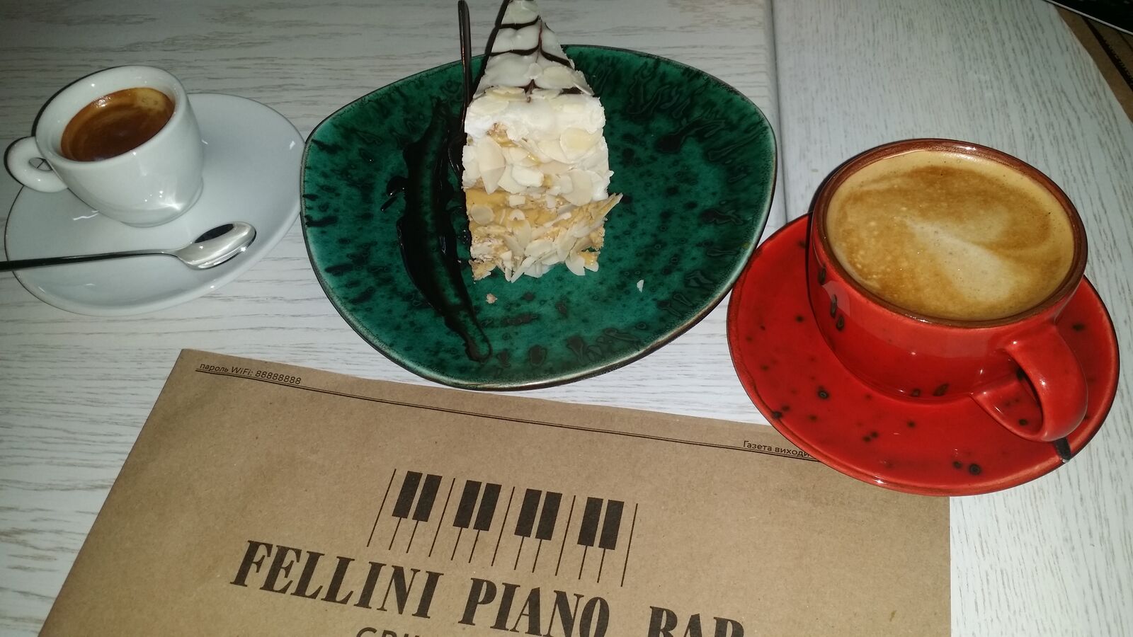 Fellini Piano Bar Grill&Wine image 10