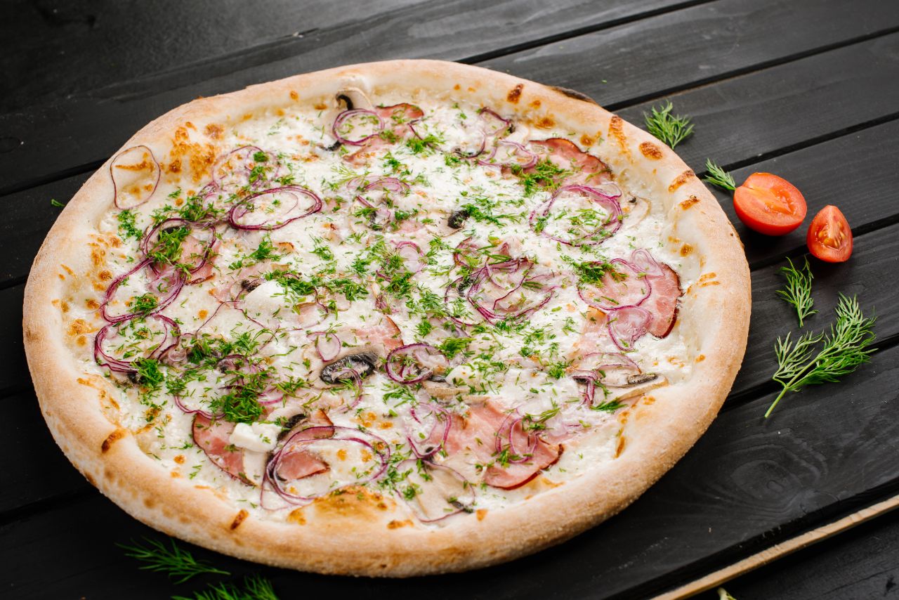 Kombo Pizza image 8