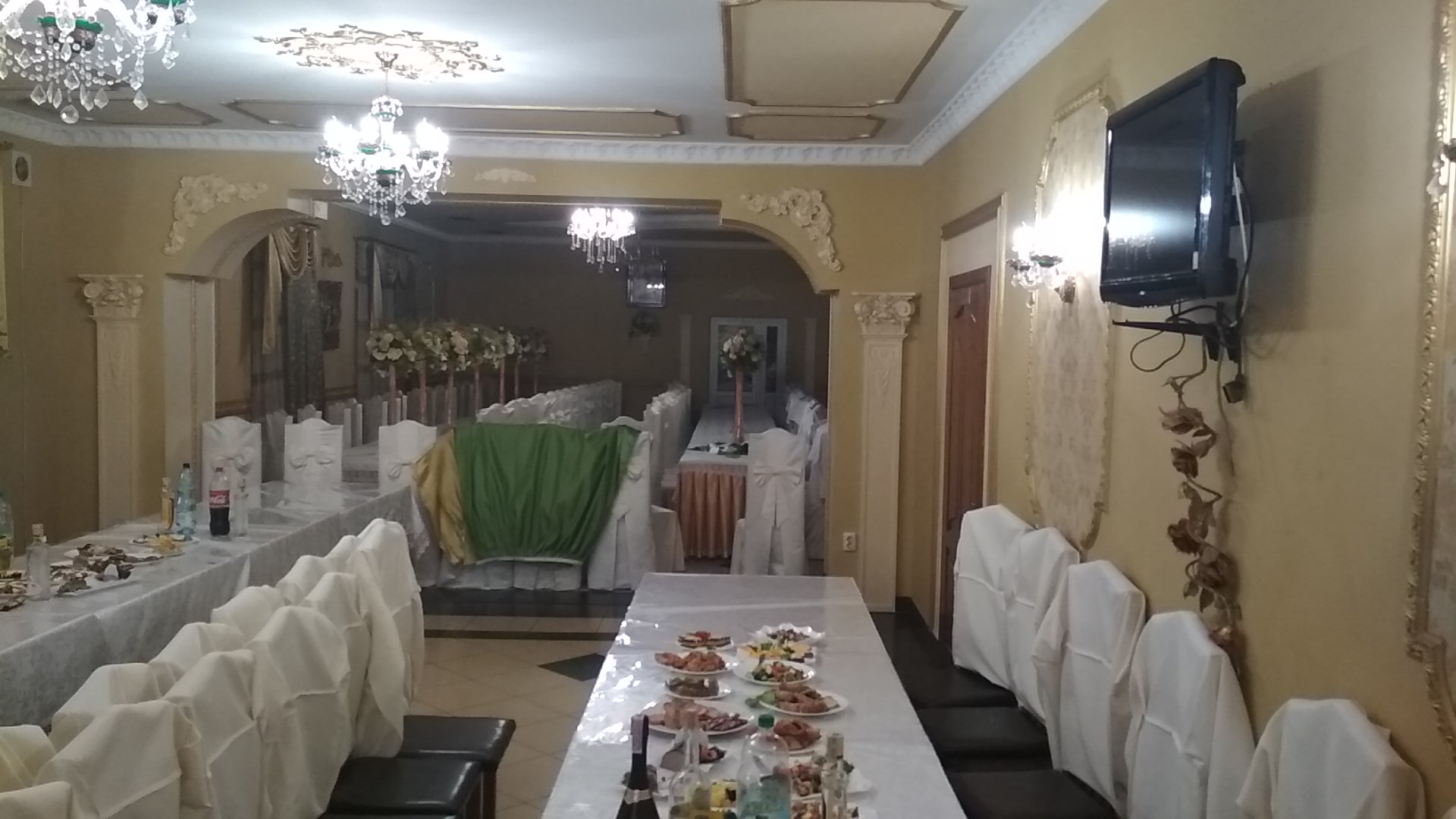 Restoran Viktoriya image 1