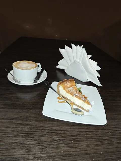 Cocos Cafe image 8
