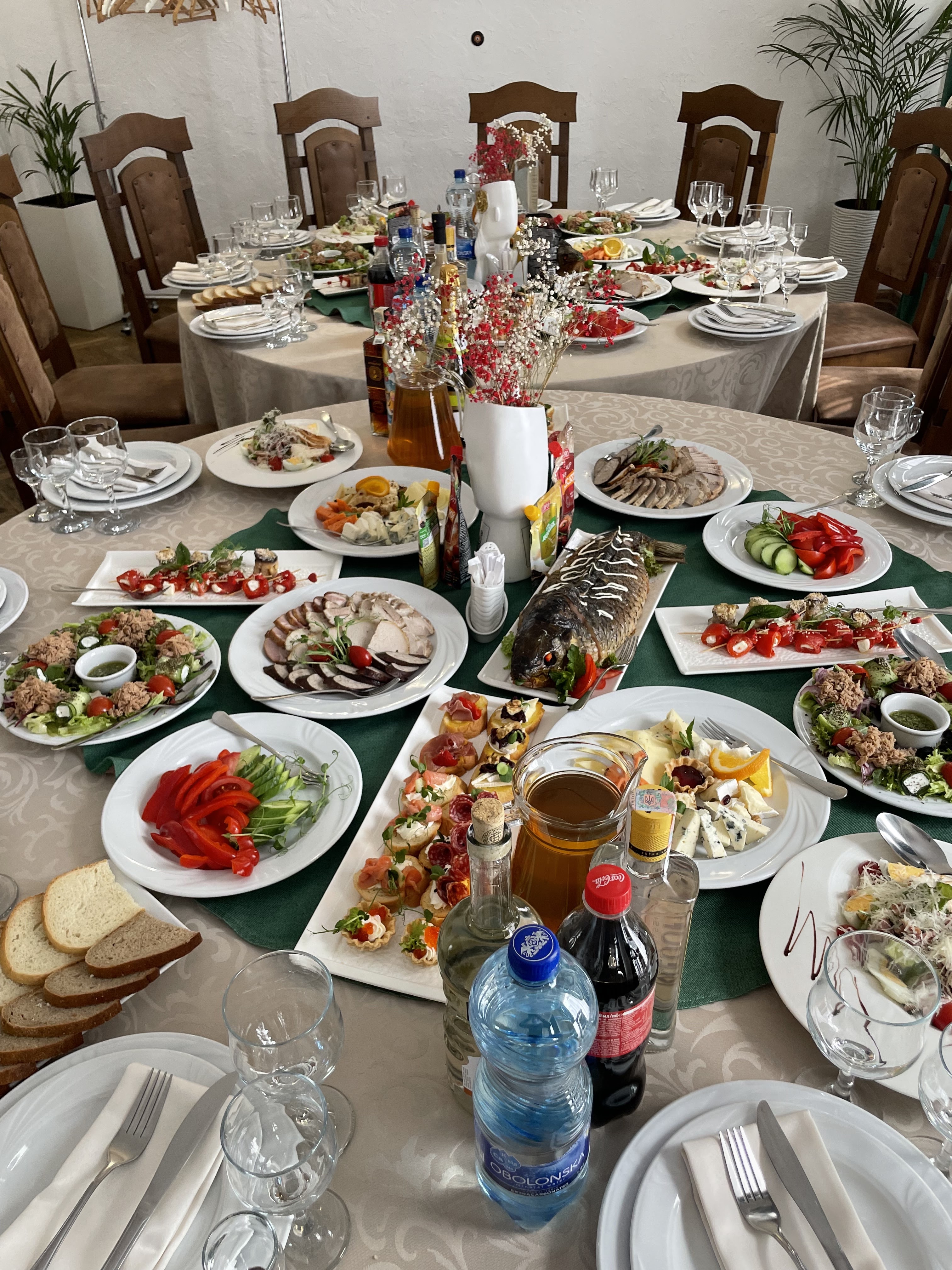 Taverna Park image 2