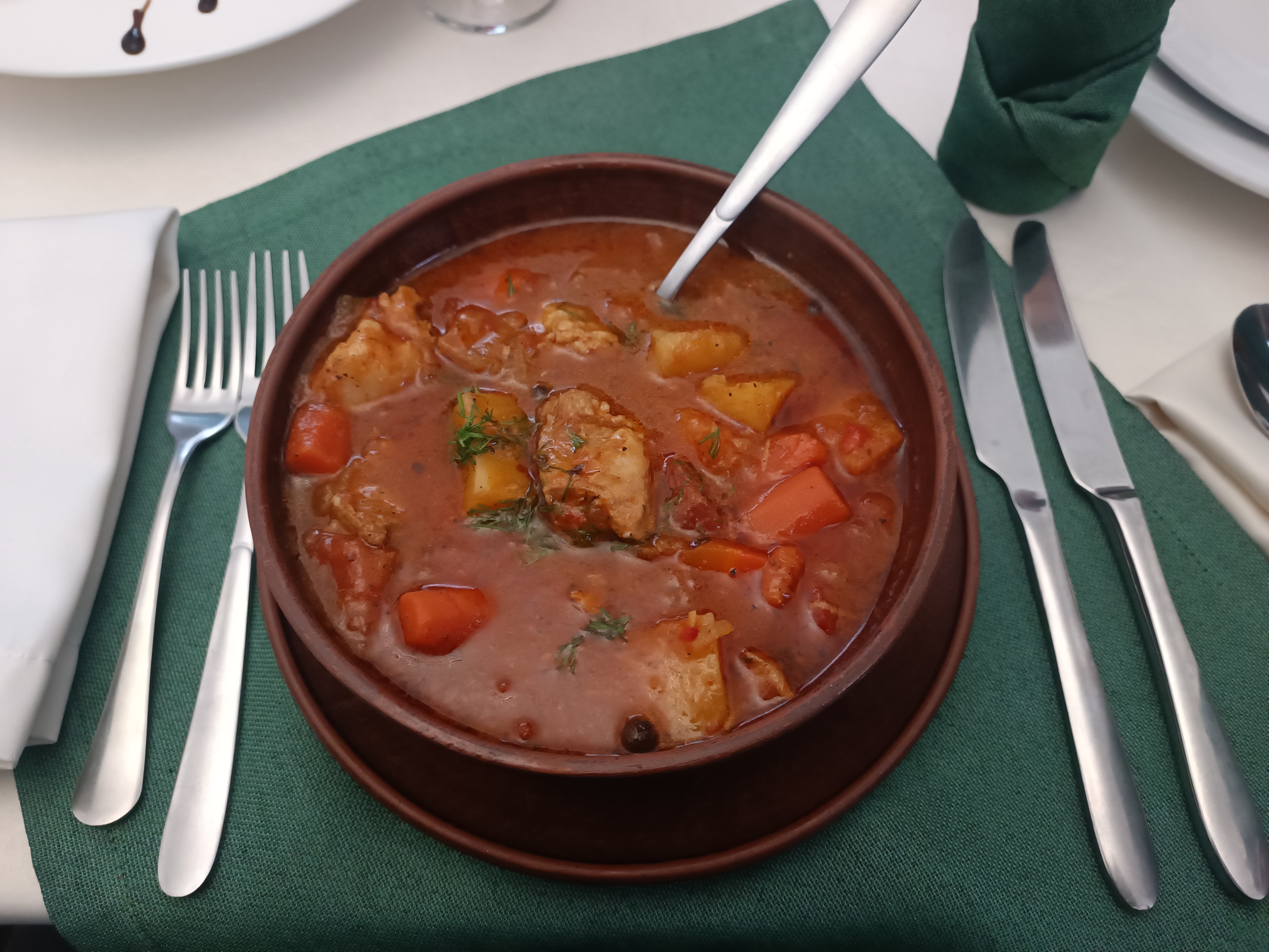 Taverna Park image 5