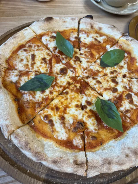MAKO REST image 4