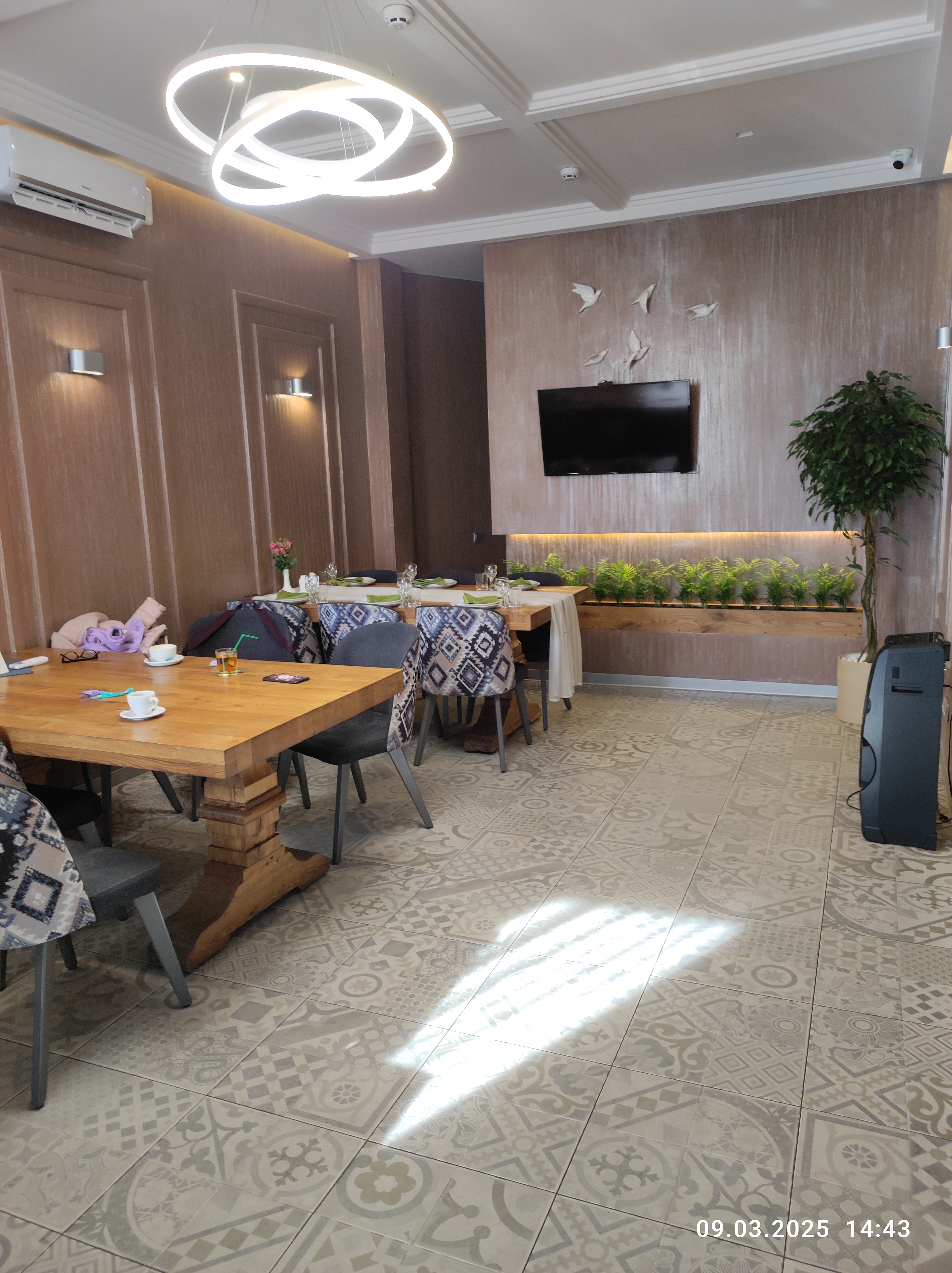 Cafe "Rock" image 10