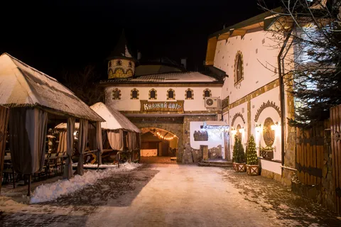 Knyazhyy Dvir image 3