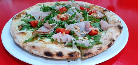 BNB Pizza image 4