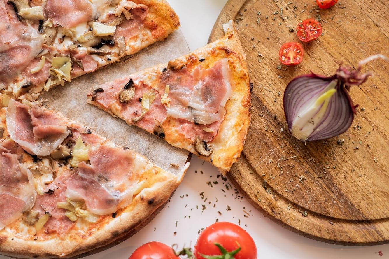 Luna pizza Доставка піци Львів image 6