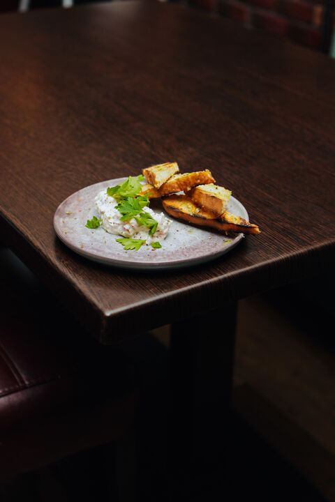 Dante Gastro Pub image 5