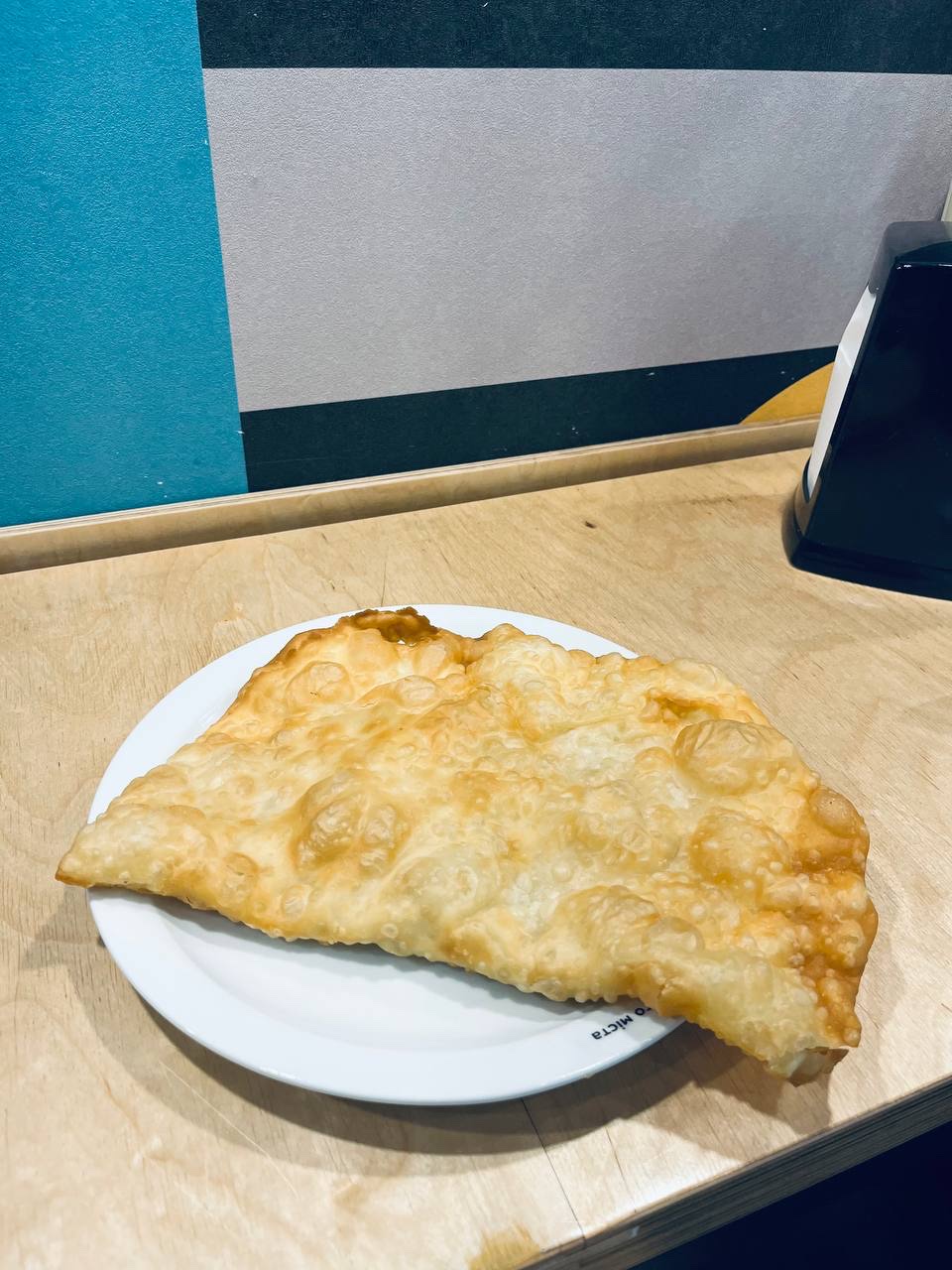 BUREK / БУРЕК - чебуреки та пиво у Львові image 7