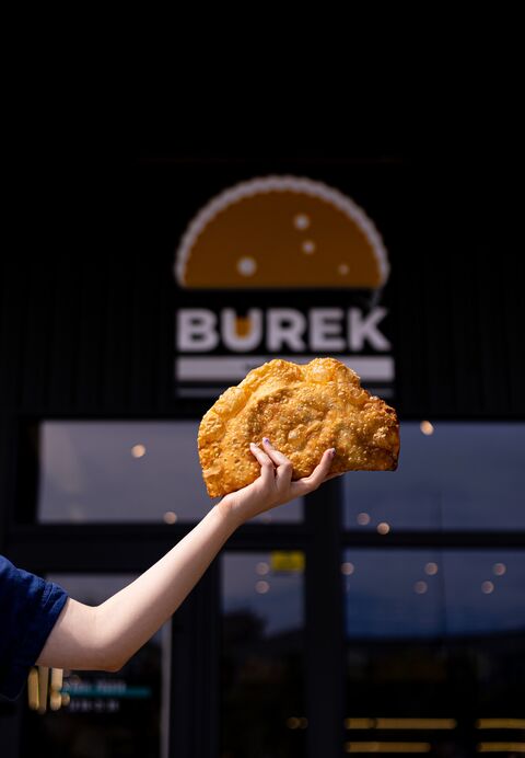 BUREK / БУРЕК - чебуреки та пиво у Львові image 7