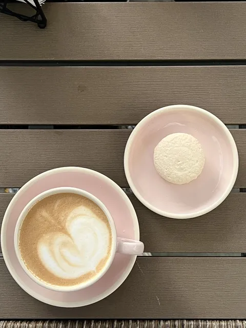 BI & BI BAKERY image 3