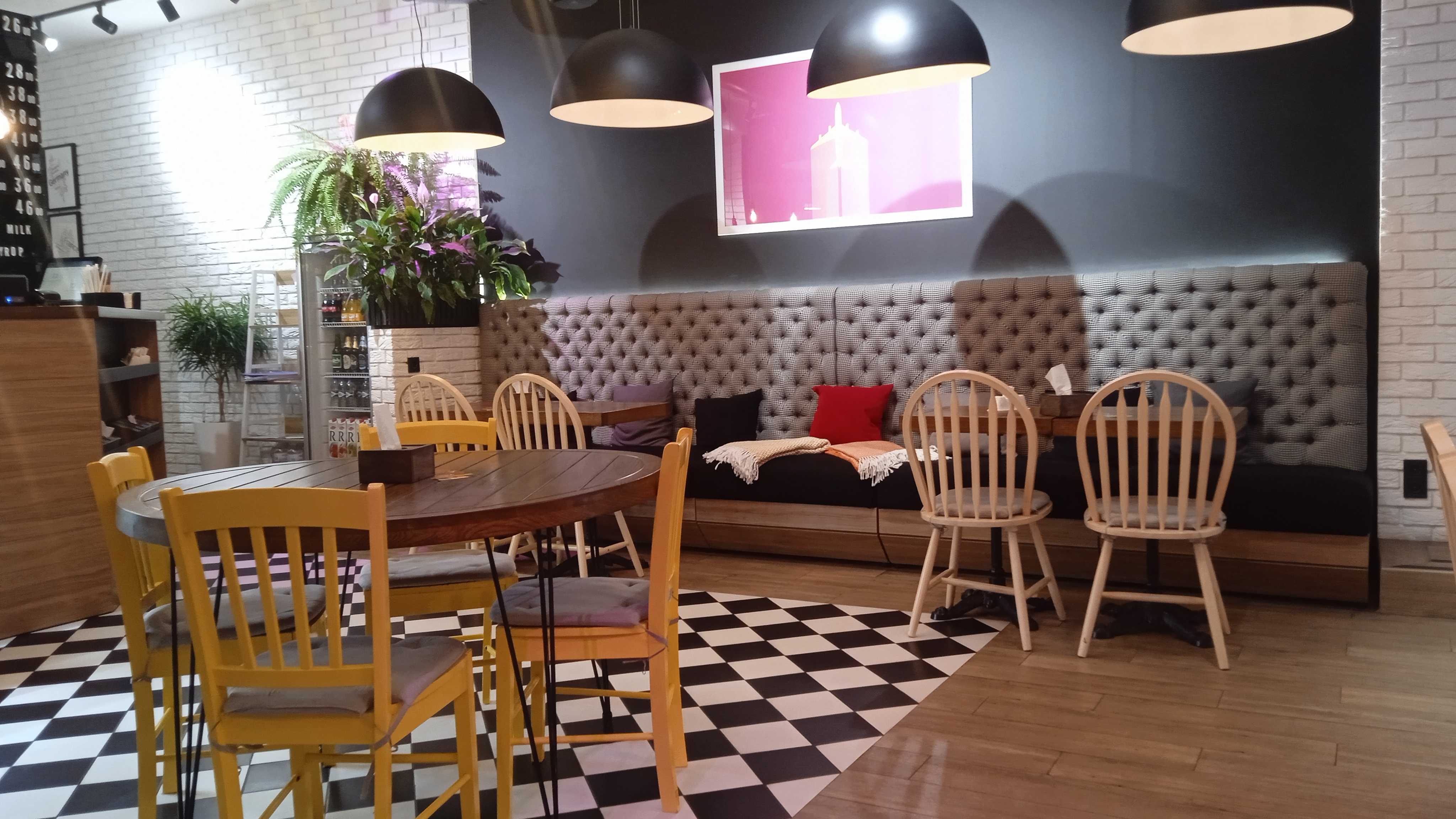 Discovery Patio image 8