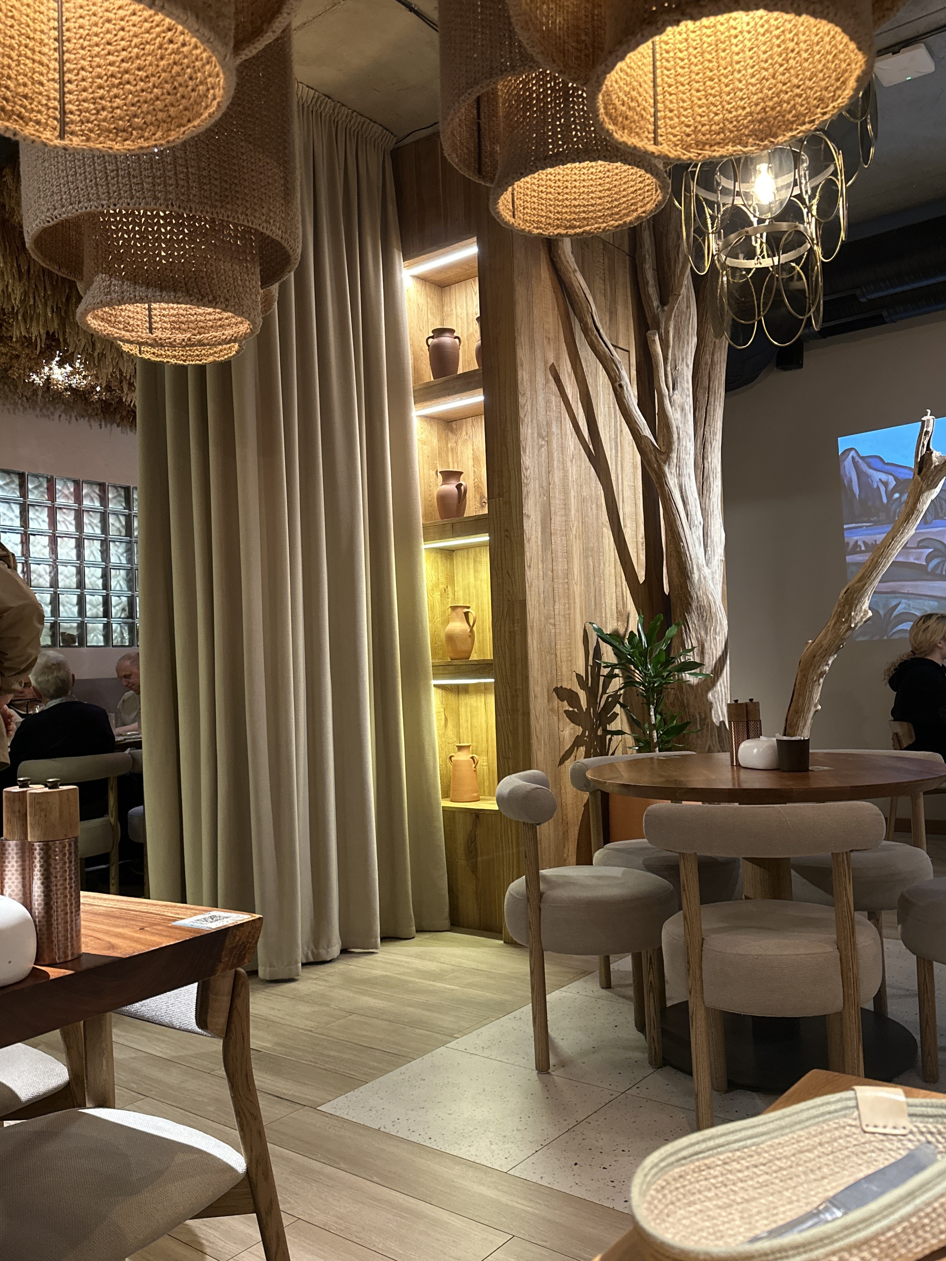 Айда – ресторан близькосхідної кухні image 9