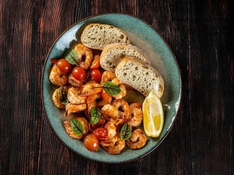 Gallery Night Club image 7