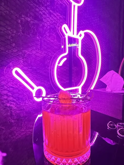 Lambuka lounge bar image 8