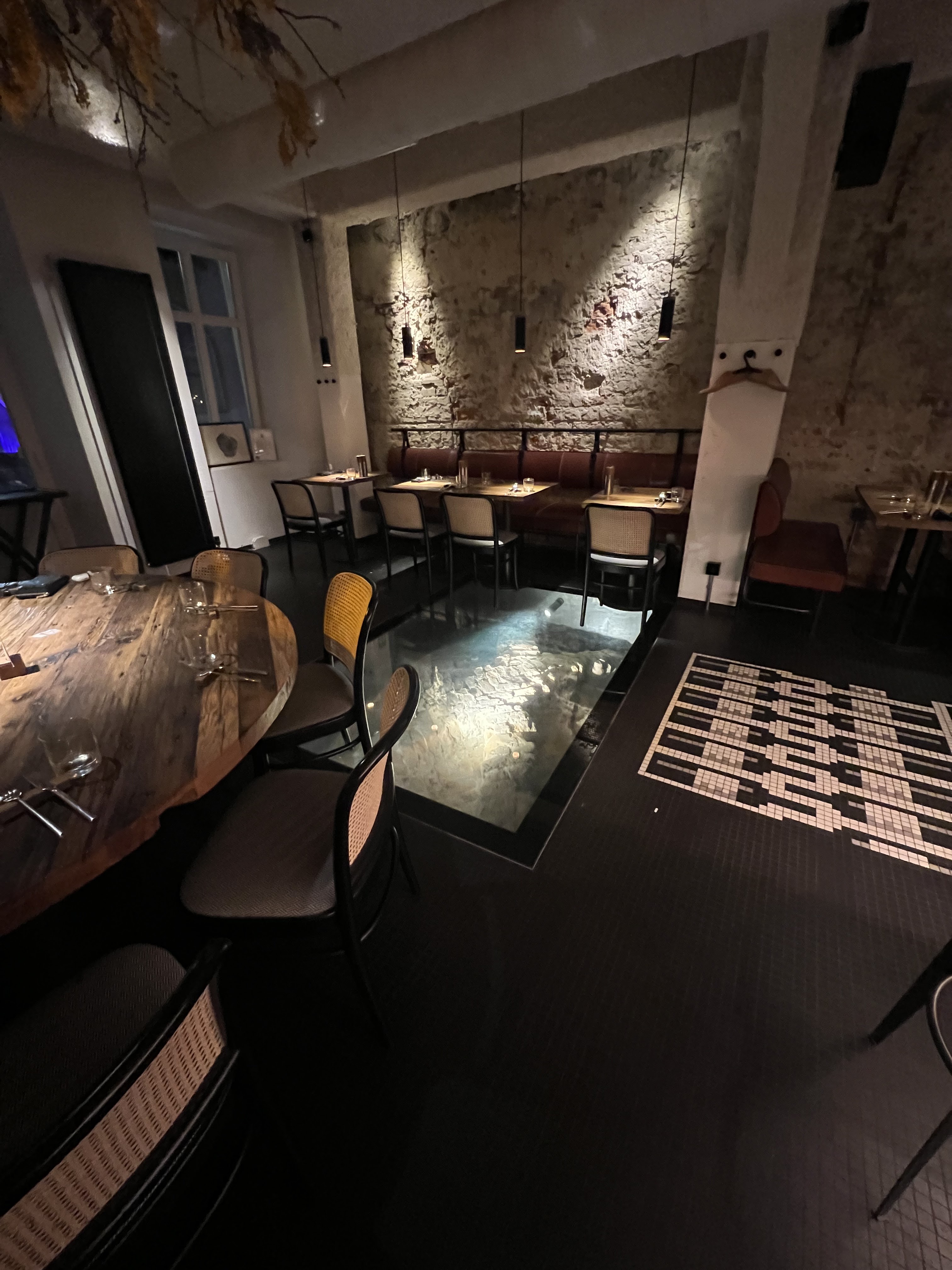 MAD bar's house image 7