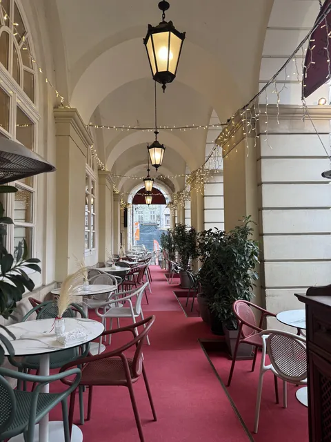 Grand Cafe Leopolis image 2
