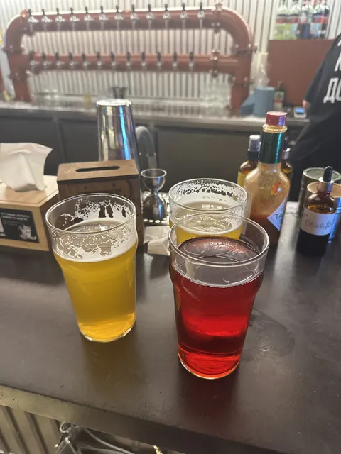 Добрий Друг на площі Ринок паб Львів pub Lviv image 6