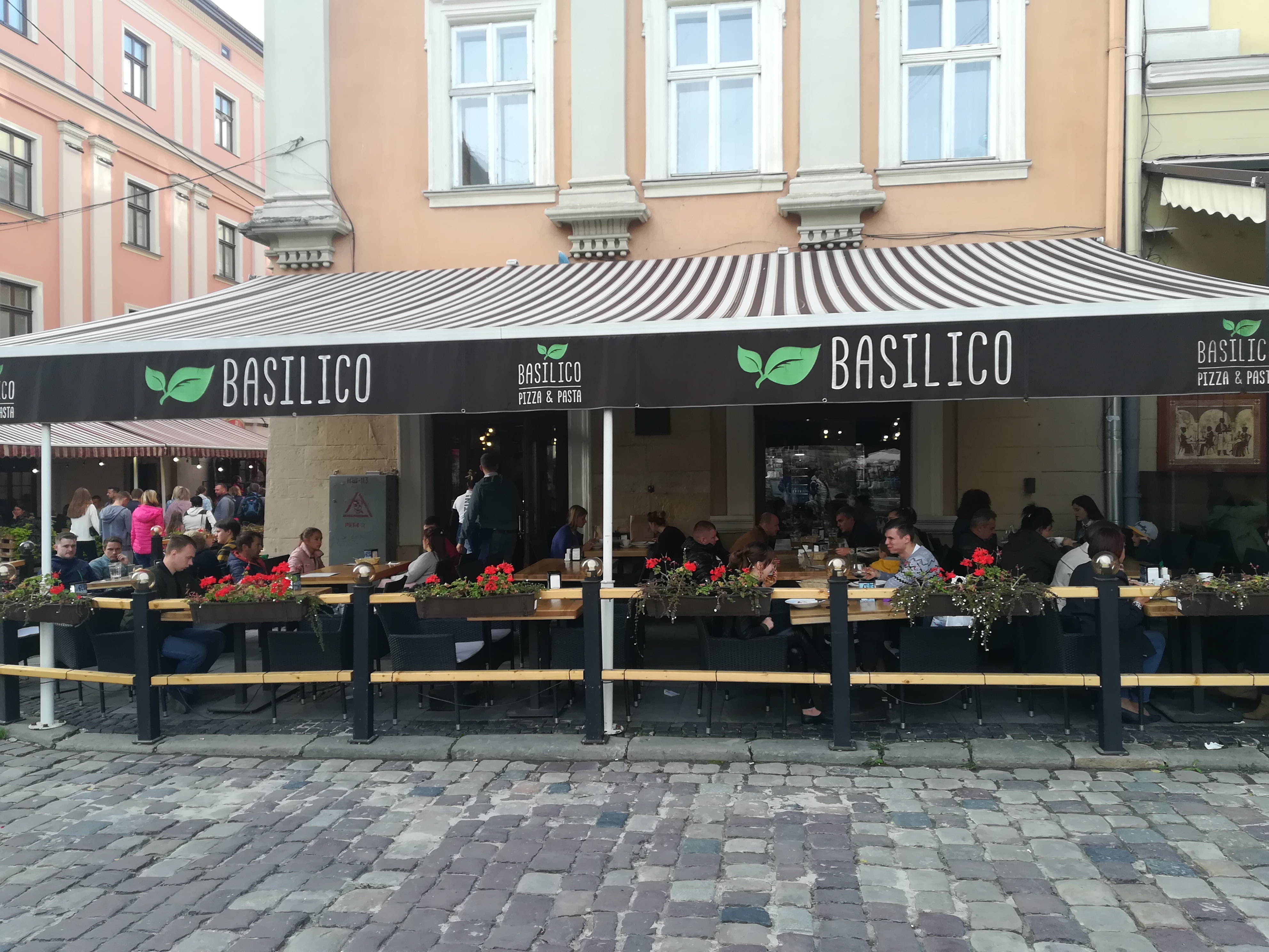 Basilico pizza & pasta image 5