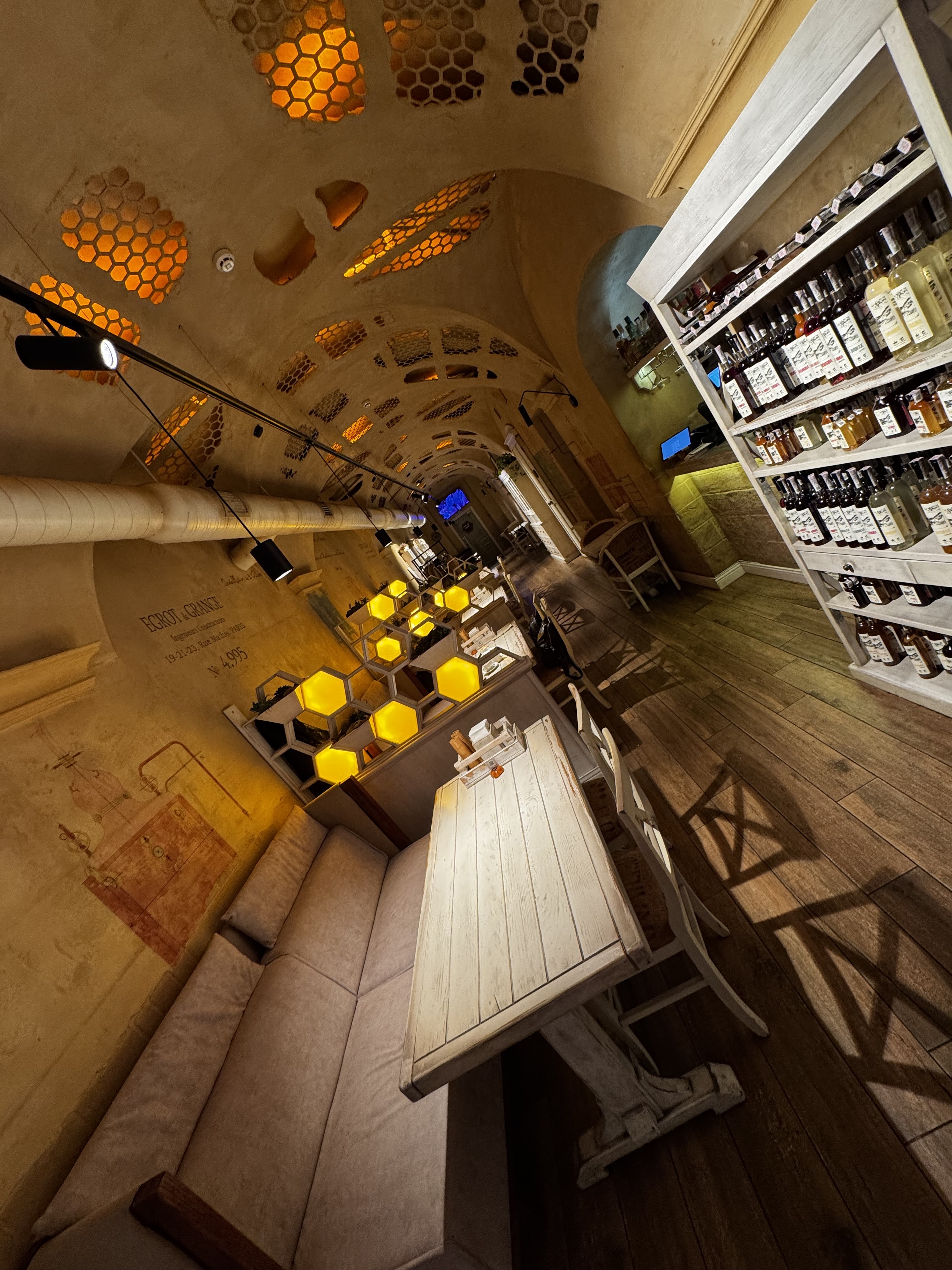 Medivnya 1979 - Restoran Ukrayinsʹkoyi Kukhni image 9