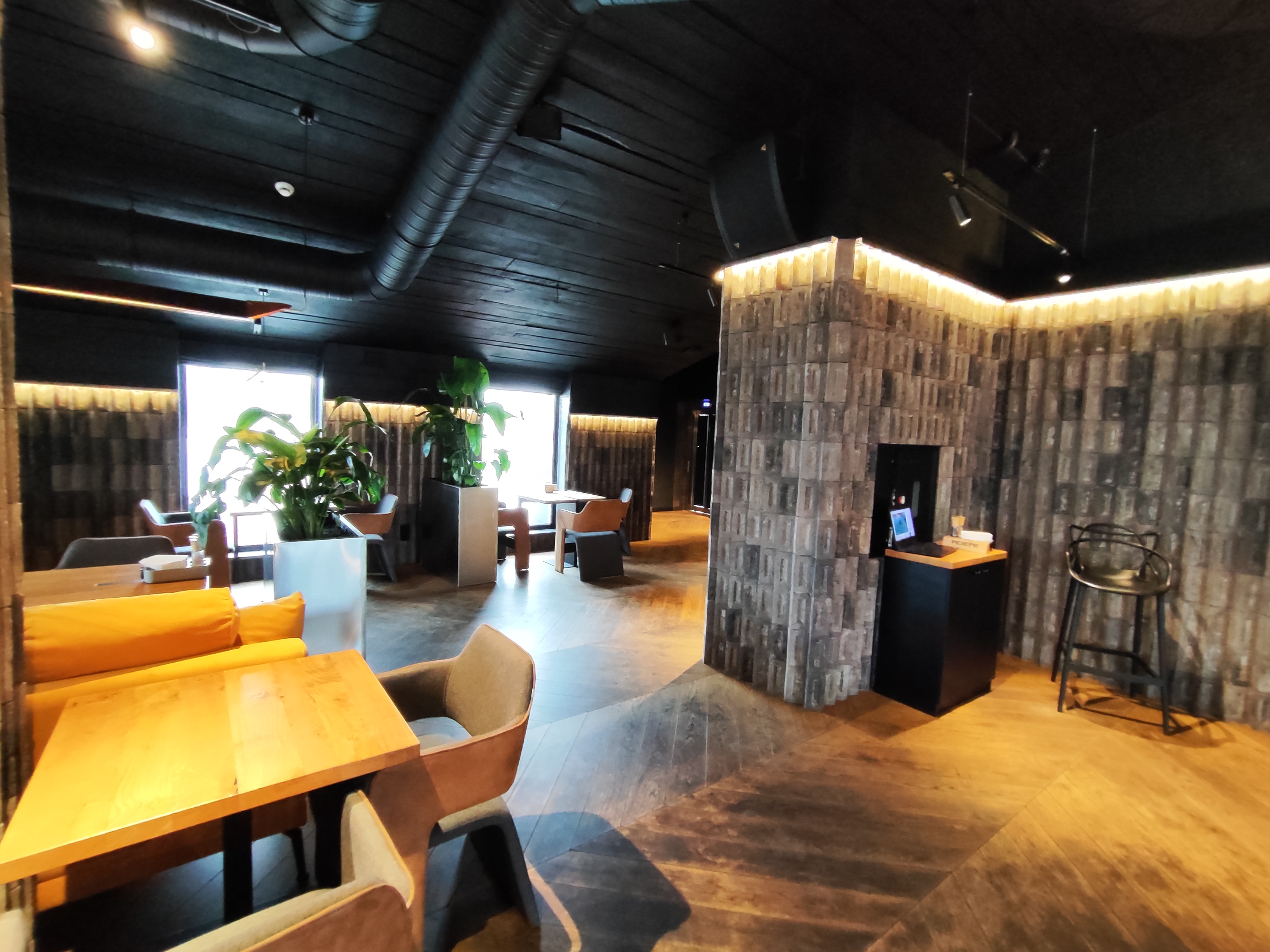 LOFT7 Restaurant image 4