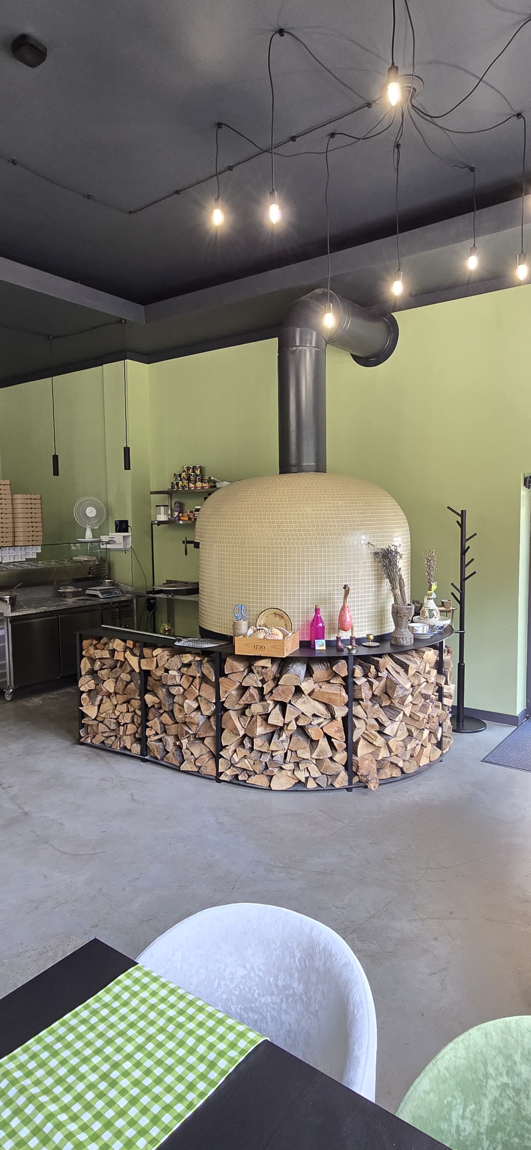 Italiana Pizza & Pasta image 3