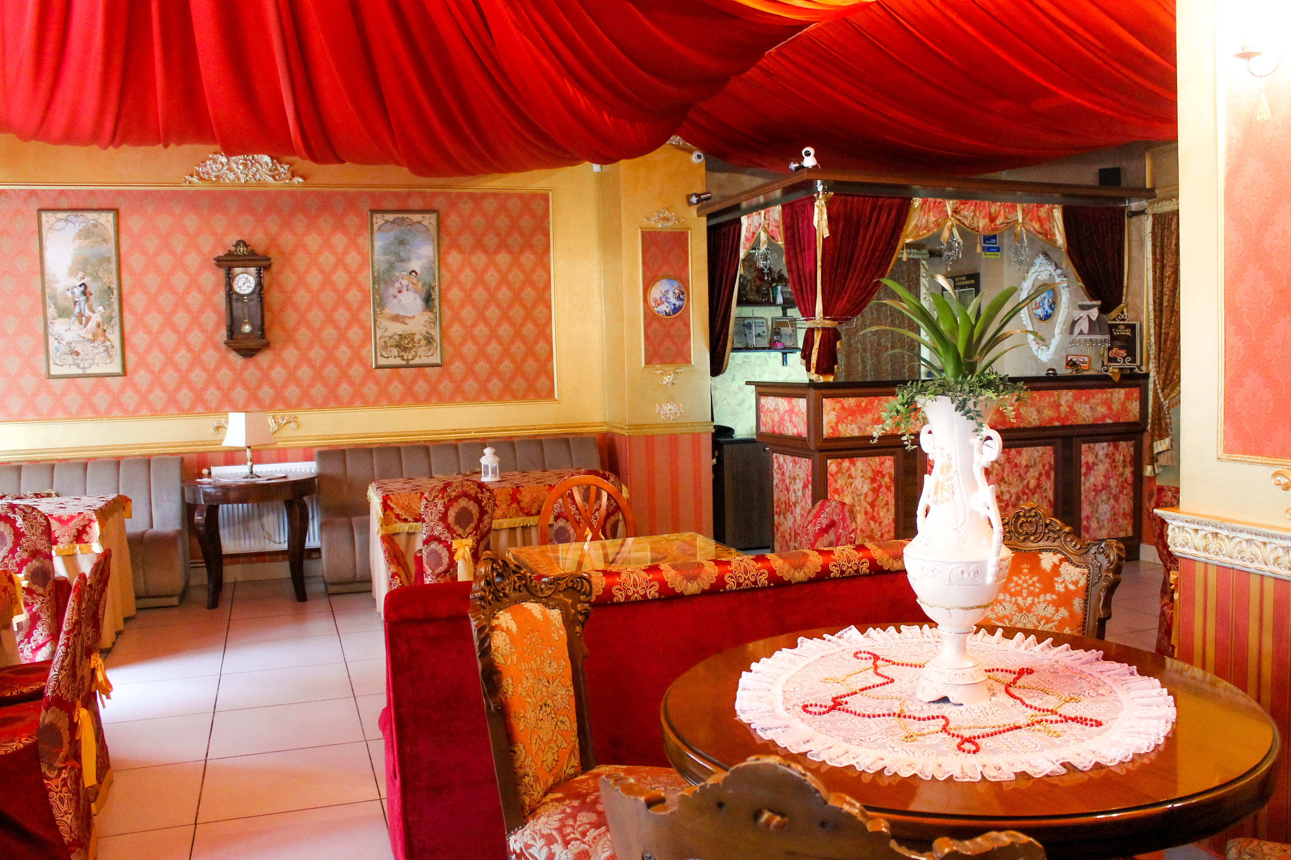 Old Castle Hotel image 6