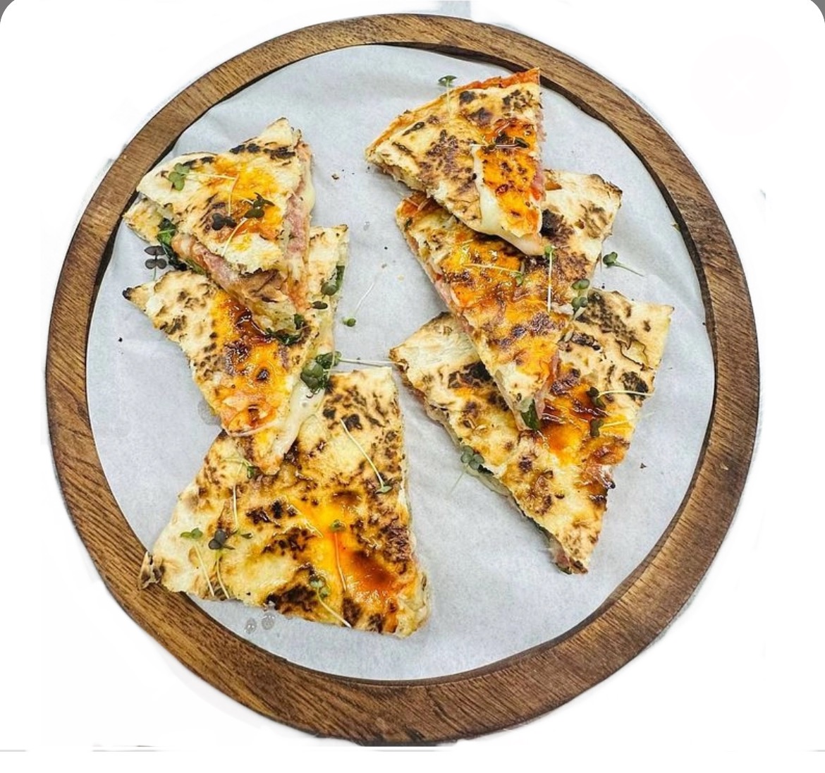 MAMMA modern family restaurant image 3