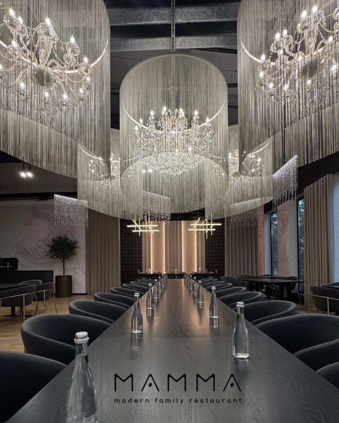 MAMMA modern family restaurant image 9