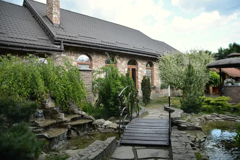 Anhor image 5