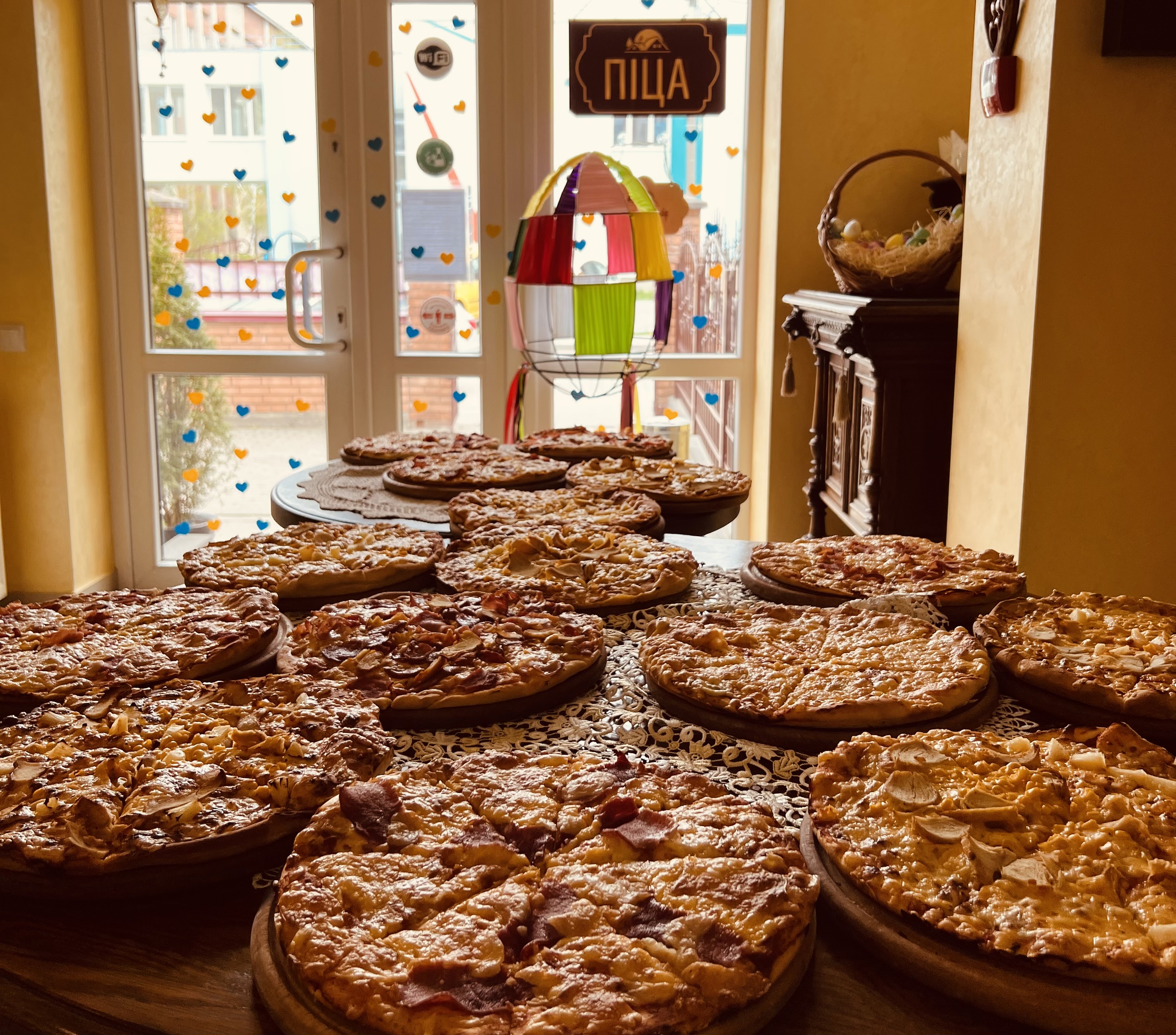 "Davydiv Dvir" Pitseriya-Restoran-Kafe image 2