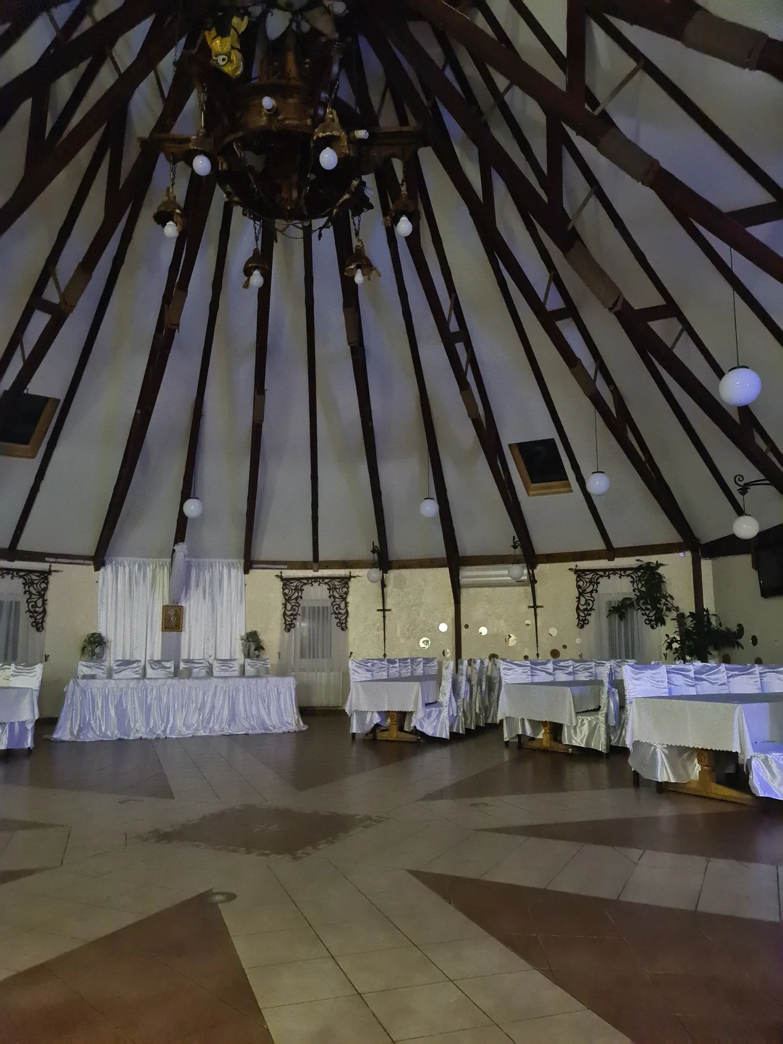 Restoran - Staryy Zamok image 3
