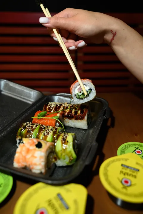 Sushi Take Out image 3