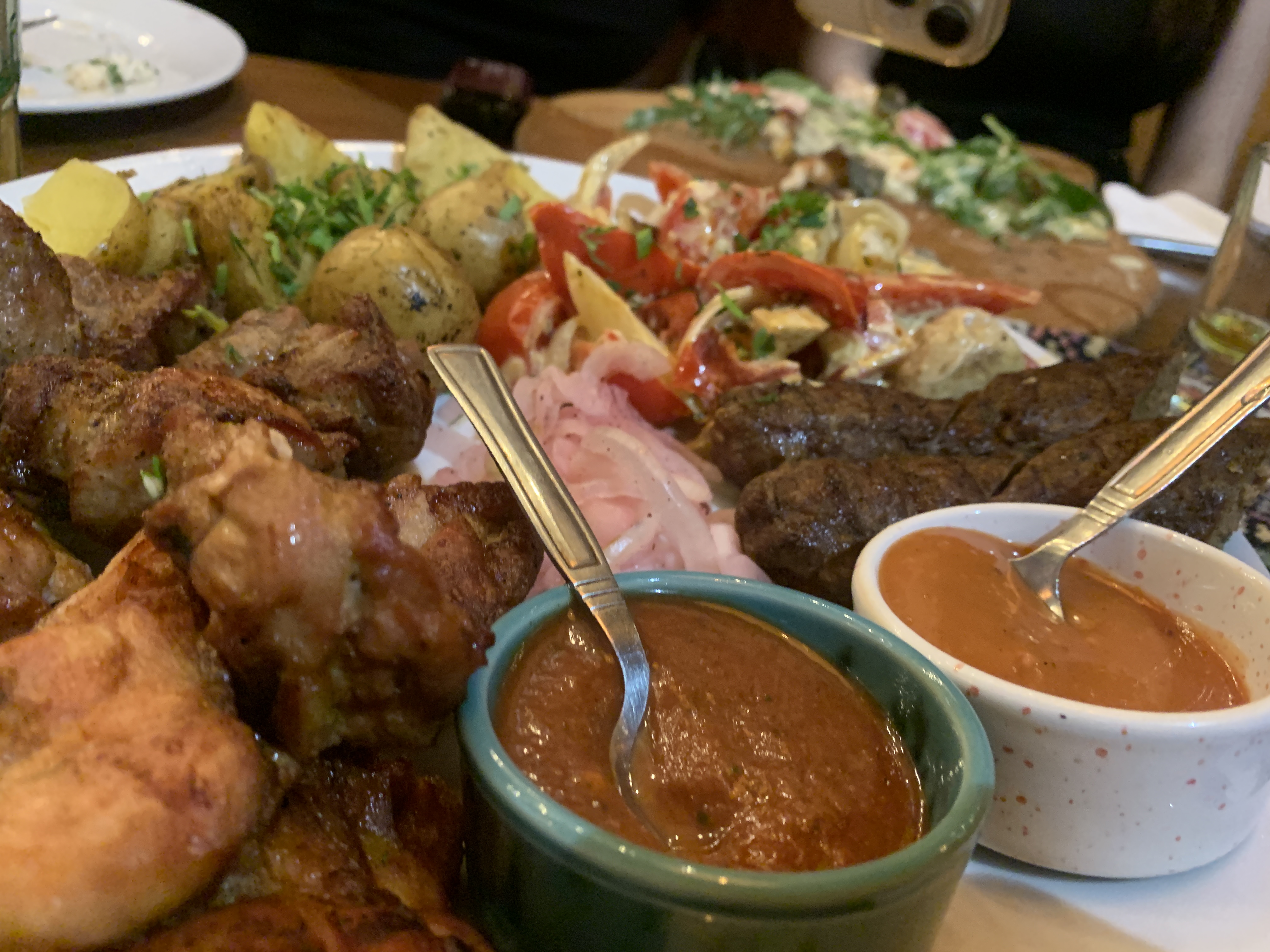 Granat grill and wine image 3