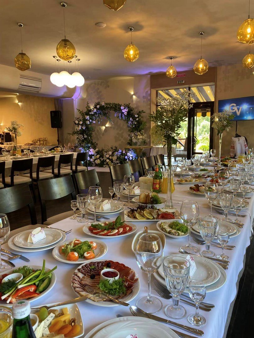 Alʹpiysʹkyy, Restoran, Optima Park Hotelʹ image 2