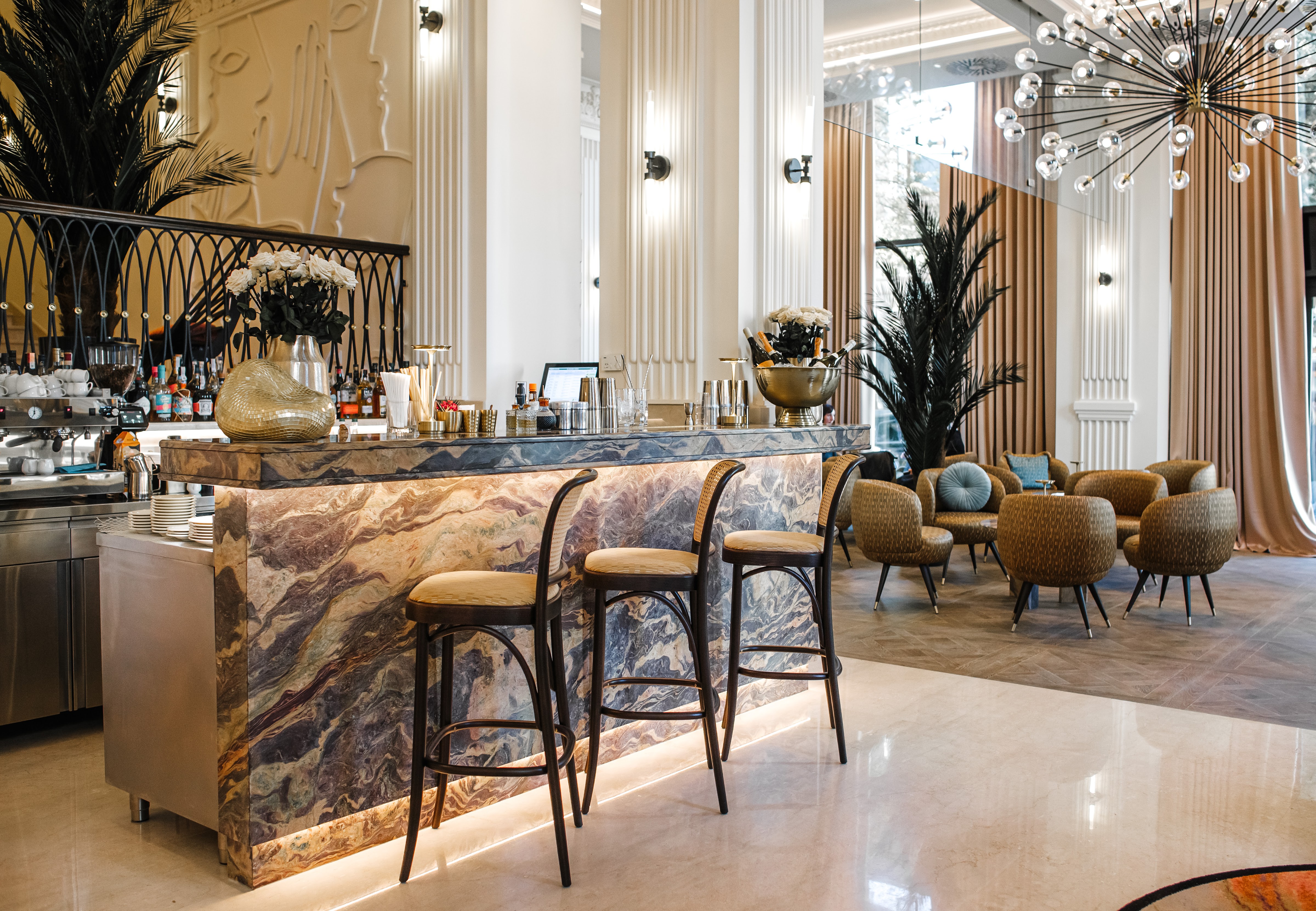 Omnivore & Sky Bar image 7