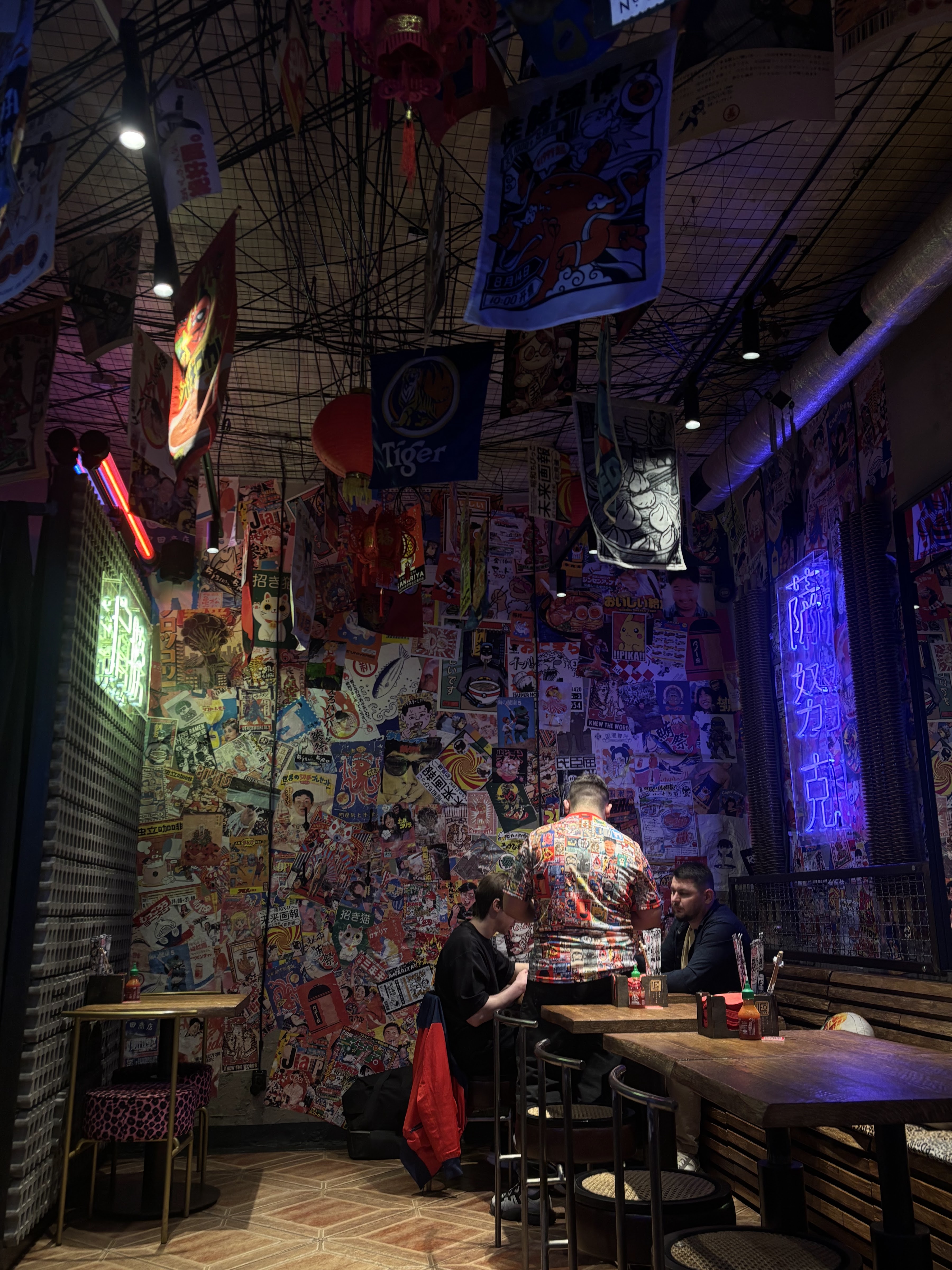 Leo_noodle_bar image 6