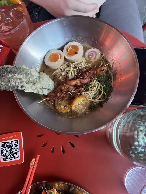 Leo_noodle_bar image 7