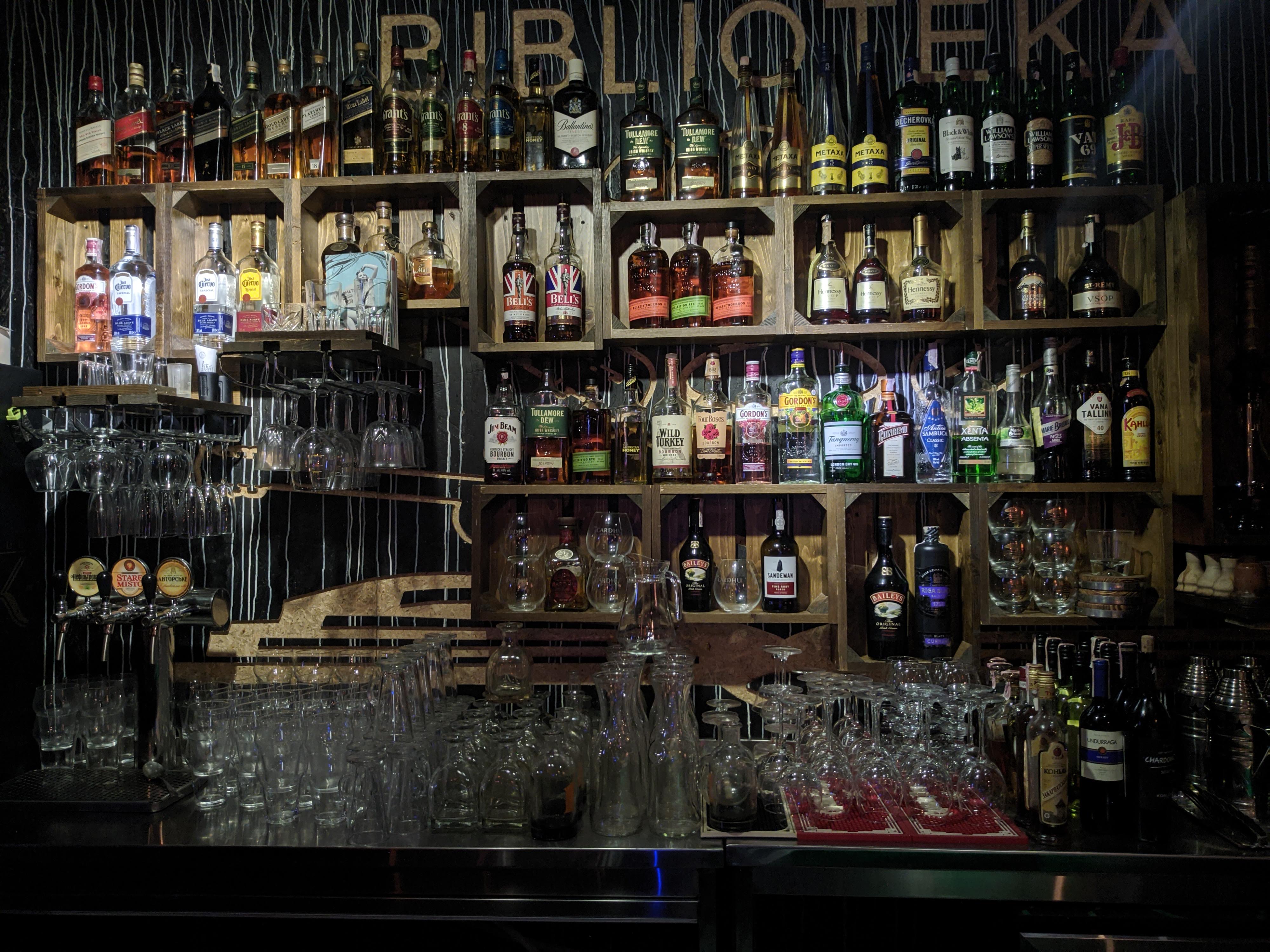 Biblioteka Pub image 7