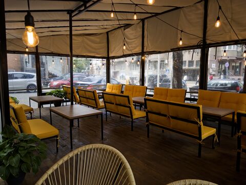 Franklin Lounge Bar image 1