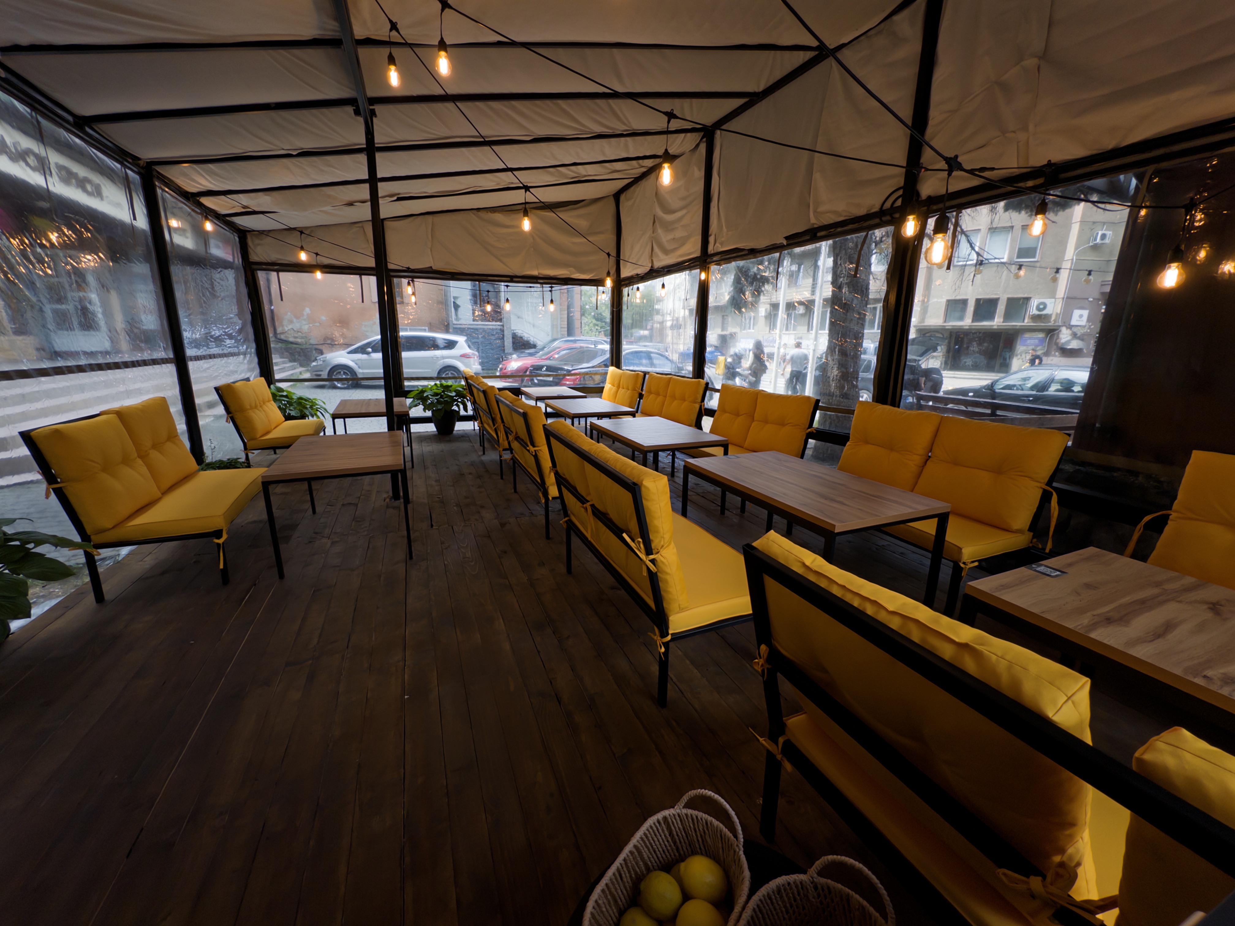 Franklin Lounge Bar image 5