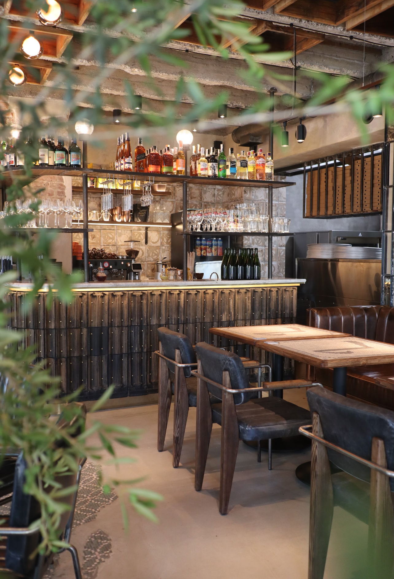 LULU pizza ristorante image 1