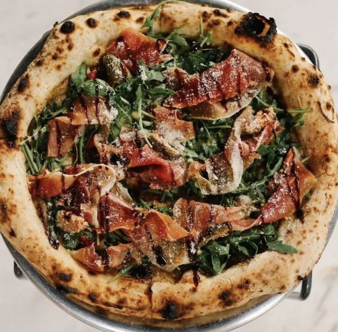 LULU pizza ristorante image 4