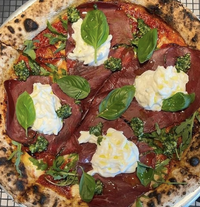 LULU pizza ristorante image 9