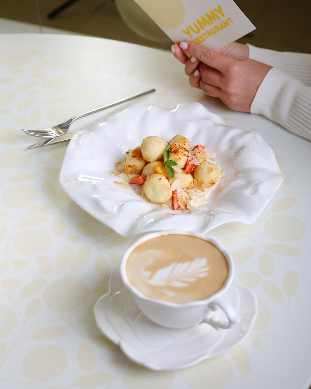 Yummy restaurant image 8